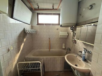 Dům Novém Městě na Moravě 120m2, garáž, sklep - 7