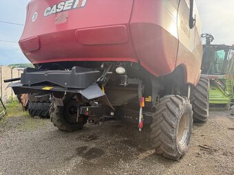 Case 8010 heder 9m Vario kombajn. Sklizeci Mlaticka Case - 7