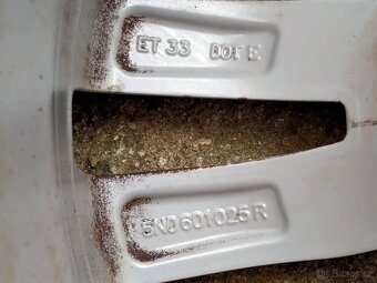 Alu kola originál Volkswagen, 6,5J x 16 H2, 5x112, ET 33 - 7