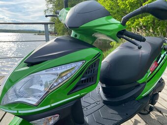 MOTO SKÚTER YUKI 125ccm/////šikovné presúvadlo///rok 2022/// - 7