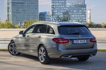 Mercedes-Benz C trieda Kombi 300 d A/T 4MATIC - ZÁRUKA - 7