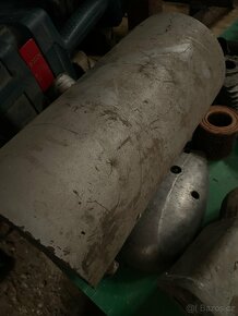 díly ze stodoly Jawa a Škoda asi 100, 120 - 7