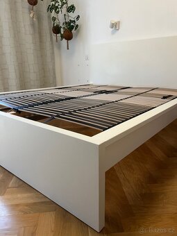 Postel manželská Malm ikea - 7