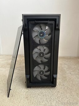 PC skříň / case Corsair iCUE 220T - 7