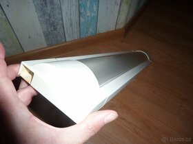 2x zářivka pod kuch.linku apod - cena 150 oba ks - 7