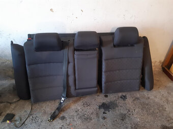 AUDI A6 C5 - sedačky + roleta - 7