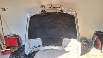 Predni kapota BMW E39 - 7
