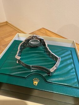 Rolex Submariner 16610LN (2010) – NOS, Full Set - 7
