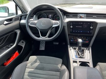 VW Passat 2.0 TSi 140kw 1. majitel ČR - jako nový - 7