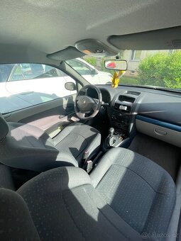 Renault Clio II 1,2 55kw 3dveř. - 7