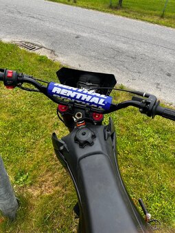 Prodám pitbike s koly 17/14 - 7