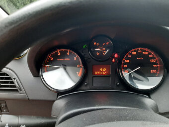 Peugeot 207, benzin 1,4 54kW, 2009, 99 tis. - 7