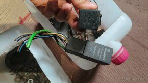 Gaz gazelle díly z vozu - 7