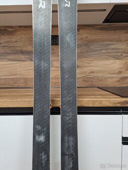 Sjezdové lyže, hůlky  DYNASTAR - 7