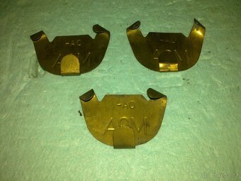 MOTOREK STĚRAČŮ - 7