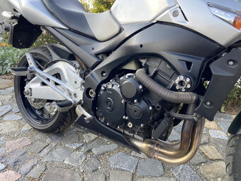 Suzuki GSR600, 30.000Km, garážovaná - 7