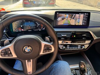 BMW 540i Touring xDrive 250kW 4x4 M Sport DPH ČR V6 3,0 - 7