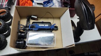 2 x RC auto Traxxas Teton 1/18 - 7