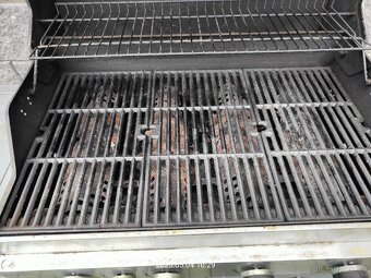 Plynový gril Char Broil Royal - 7