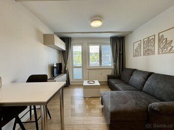 Pronájem byty 1+kk, 30 m2 - Zlín, ev.č. N07970 - 7