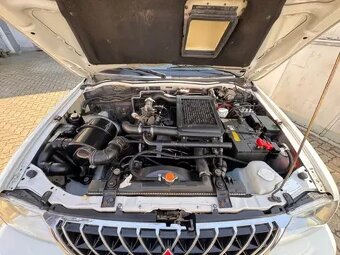 Mitsubishi L200 - 7