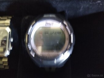 Casio + další hodinky s kazetou. - 7