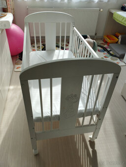 Puppolina Olina dětská kvalitní postýlka Bílá stahovací bok - 7