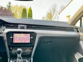 VW PASSAT 2,0TDi 110kW ELEGANCE ACC LED Koup.ČR,KAMERA,2020 - 7