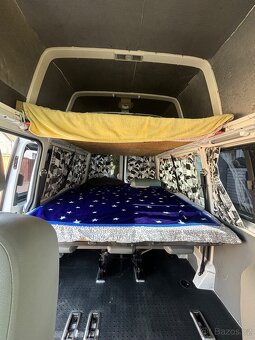 VW Transporter obytný - 7
