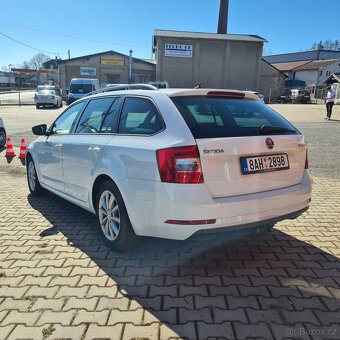 Škoda Octavia, 1,6 TDI 85kW DSG Style Odp. DPH - 7