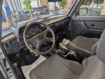 Lada Niva 4x4 1.7i TAIGA 5ti DVÉŘOVÁ - 7