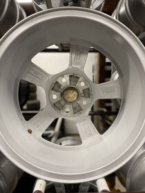 ALU KOLA ŠKODA 16" ET48 6J 5X112 57,1MM - 7