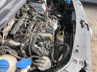 VW Caddy LIFE 2.0TDI DPH PARKOVACÍ LOKÁTOR POJÍZDNÉ - 7
