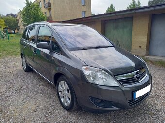 Opel Zafira 1,8 16V 103kw r.v.2010 7míst - 7