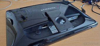 Samsung 22" Touch + dock - 7
