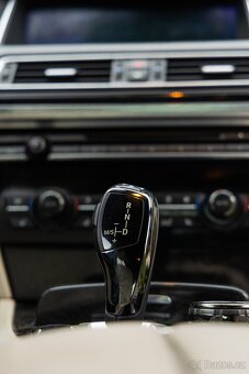 BMW 750d 280 kw nový motor - 7