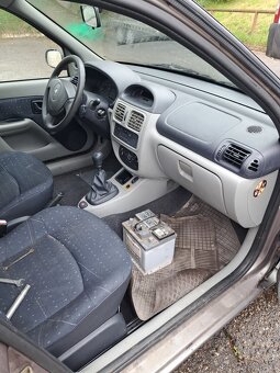 ND z Renault Thalia 1.4 55kW r.v. 2004 91 435km - 7