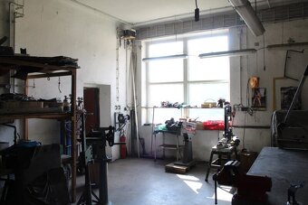 Pronájem komerčních prostor o ploše 150 m2 v obci Hůrky u Li - 7