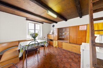 Prodej chaty 16 m2 se zahradou 392 m2, osobní vlastnictví - - 7
