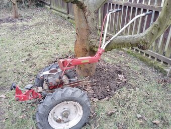 Podvozek malotraktoru bez motoru – vhodný na díly - 7