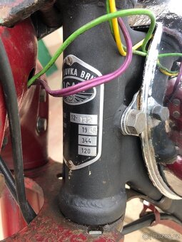 Ogar 350 typ 12, pérák 350 r.v. 1948 - výrobní číslo 132 - 7