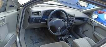 Opel Vectra 1.6i 55kw (1991) - 7
