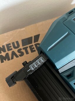 Elektrická sponkovačka / hřebíkovačka Neu Master - 7