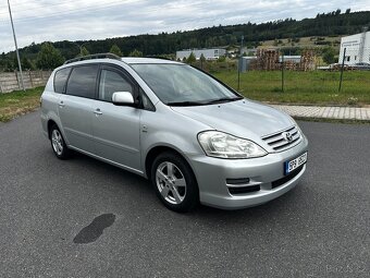 TOYOTA AVENSIS VERSO 2.0 110kW - 7