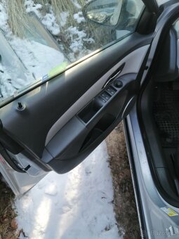 Chevrolet cruze 1.6 - 7