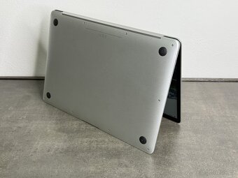 MacBook Air 13'' 2020 / M1 / 8GB / 256GB SSD / Silver - 7