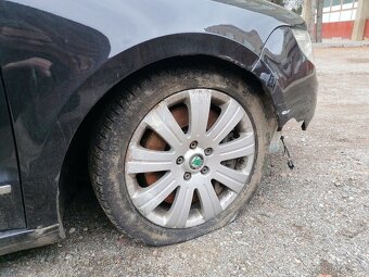 Škoda Superb sedan, 12/2010, 3.6 V6 benzín 191 kW - 7