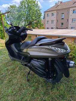 Yamaha Majesty 400i - 7