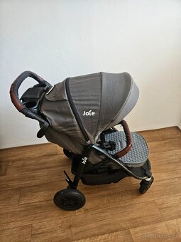 Kočárek sporťák joi litetrax s příslušenstvím - 7