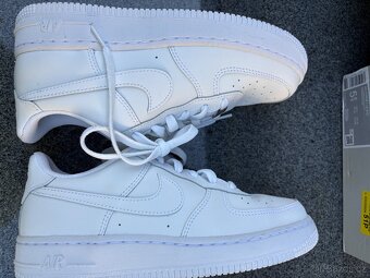 Nike Air Force 1, bílé, velikost 38 - 7